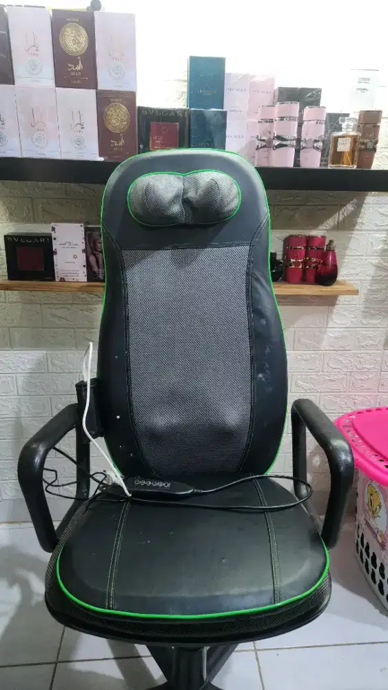 Kursi pijat Jmg Terawat Berfungsi sangat baik