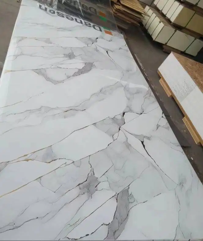 PVC UV Marmer Dekorasi Dinding Anti Air Anti Rayap Ukuran 122 x 244cm