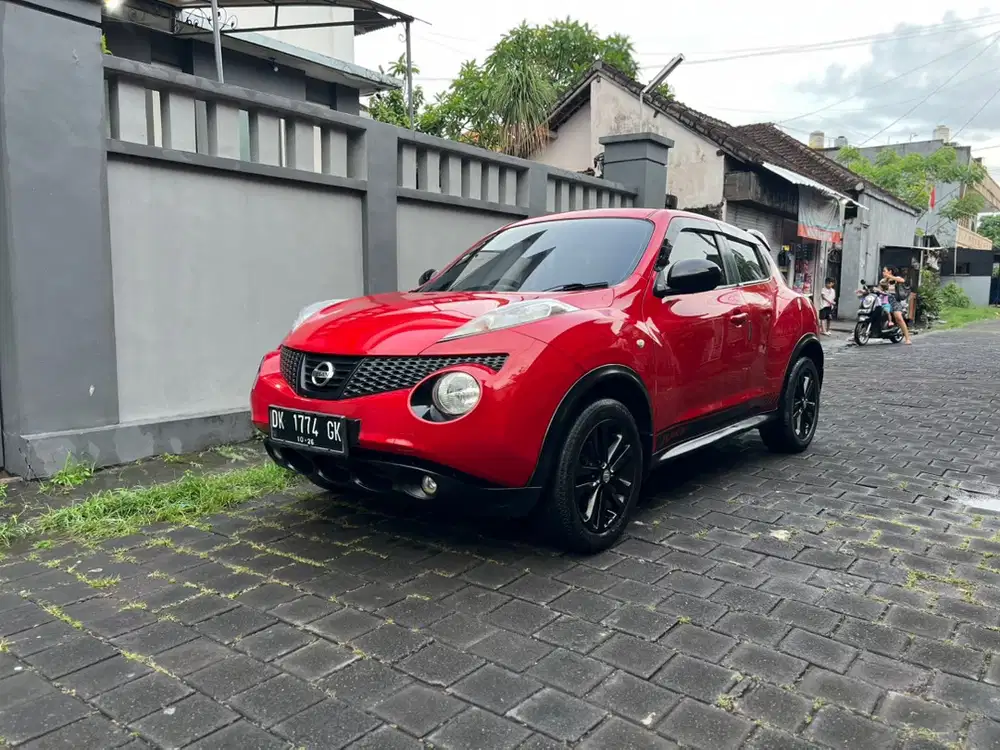Nissan Juke rx 2011 matic asli bali