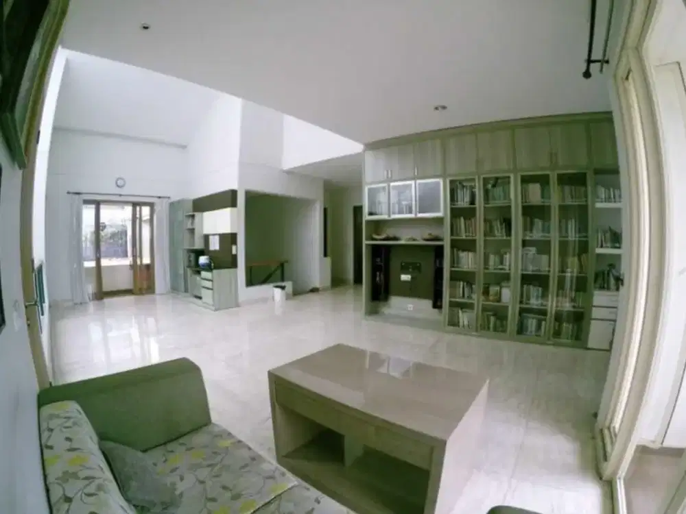 Murah ! Rumah 2 Lantai Dan Nyaman Dalam Komplek Tubagus Ismail Sayap Dago Bandung Utara