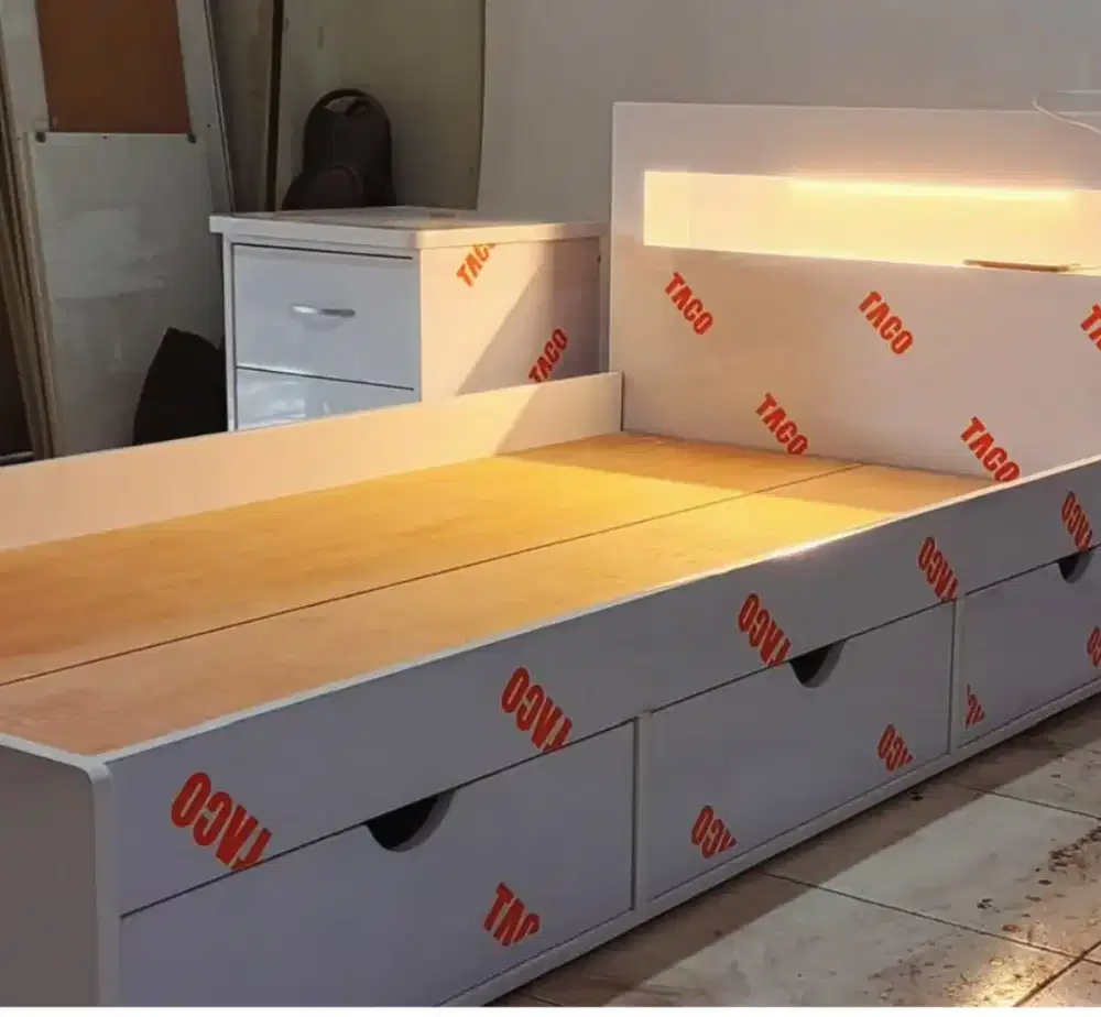 Pembuatan Furniture Kitchenset Wadrobe