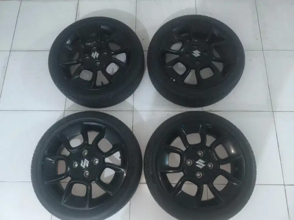 Velg+Ban Suzuki Ignis R15