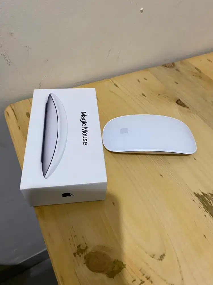 Apple Magic Mouse USB C port