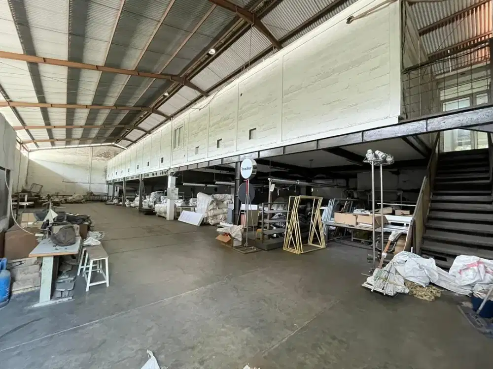 GUDANG  SIAP PAKAI 5 MENIT DARI PINTU TOL BAROS