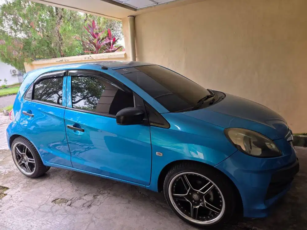 Jual Mobil Brio Antik