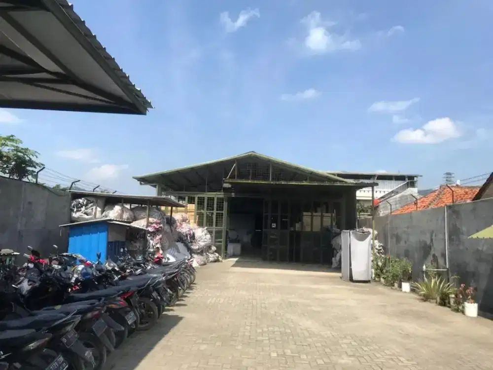 Gudang Cipatik Bandung Barat dekat Akses Tol