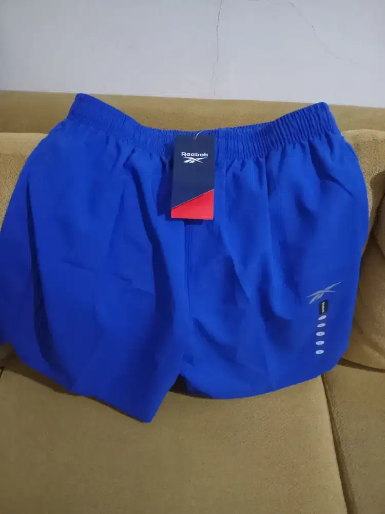 Celana running Reebok murah