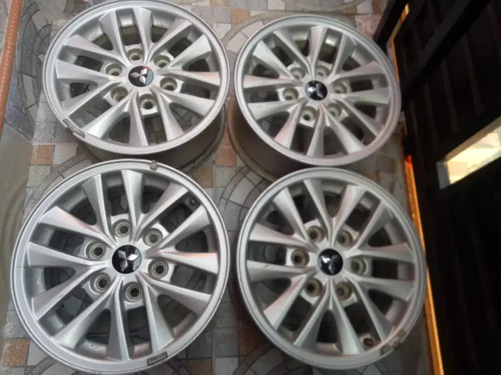 Velg Triton R16,Strada Triton,Pajero exceed,Dakkar,dkk