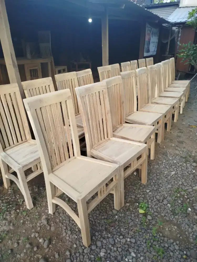 Kursi makan jati model jari jari