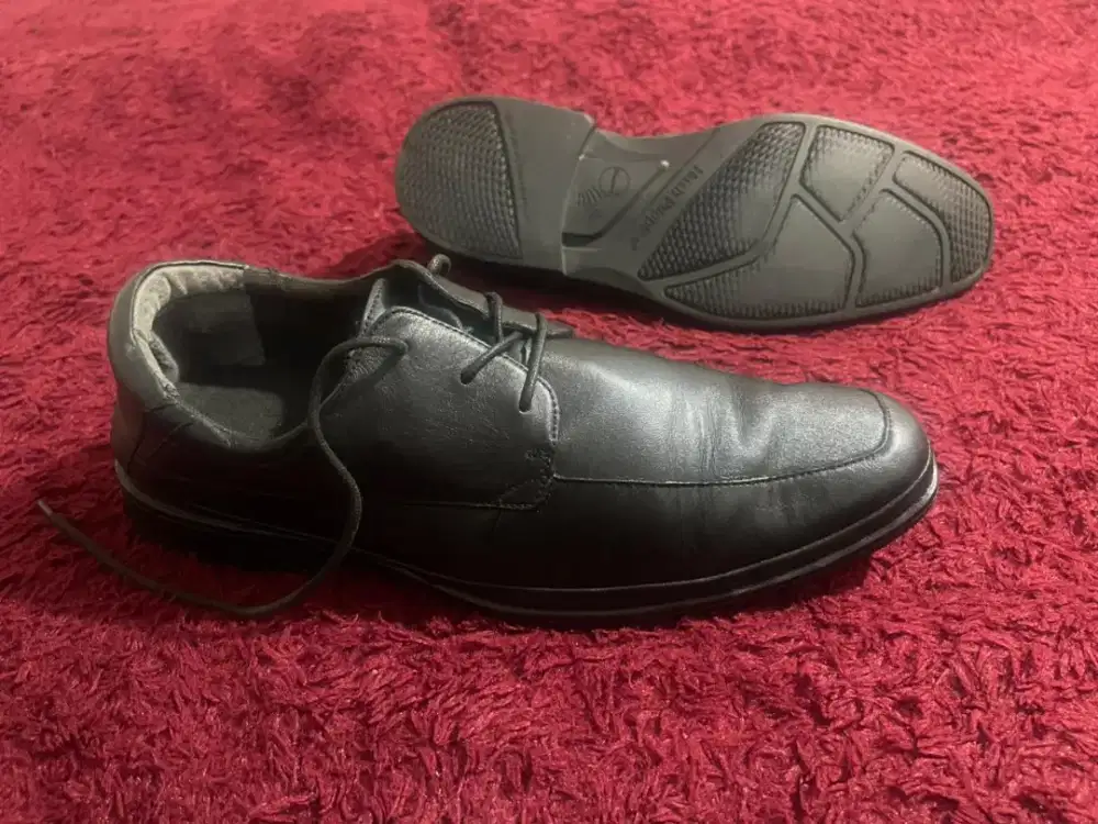 Hush Puppies Sepatu Kulit Original