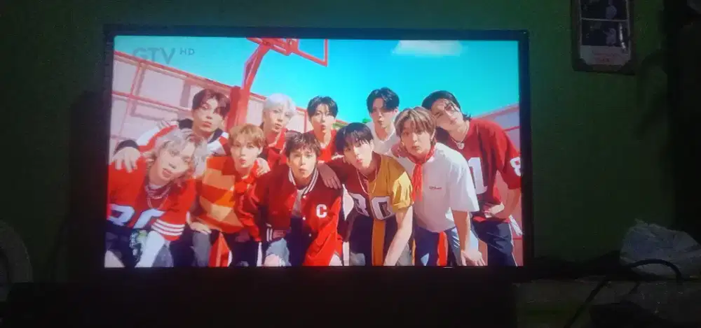 Di jual tv LED LG 32 plus stb