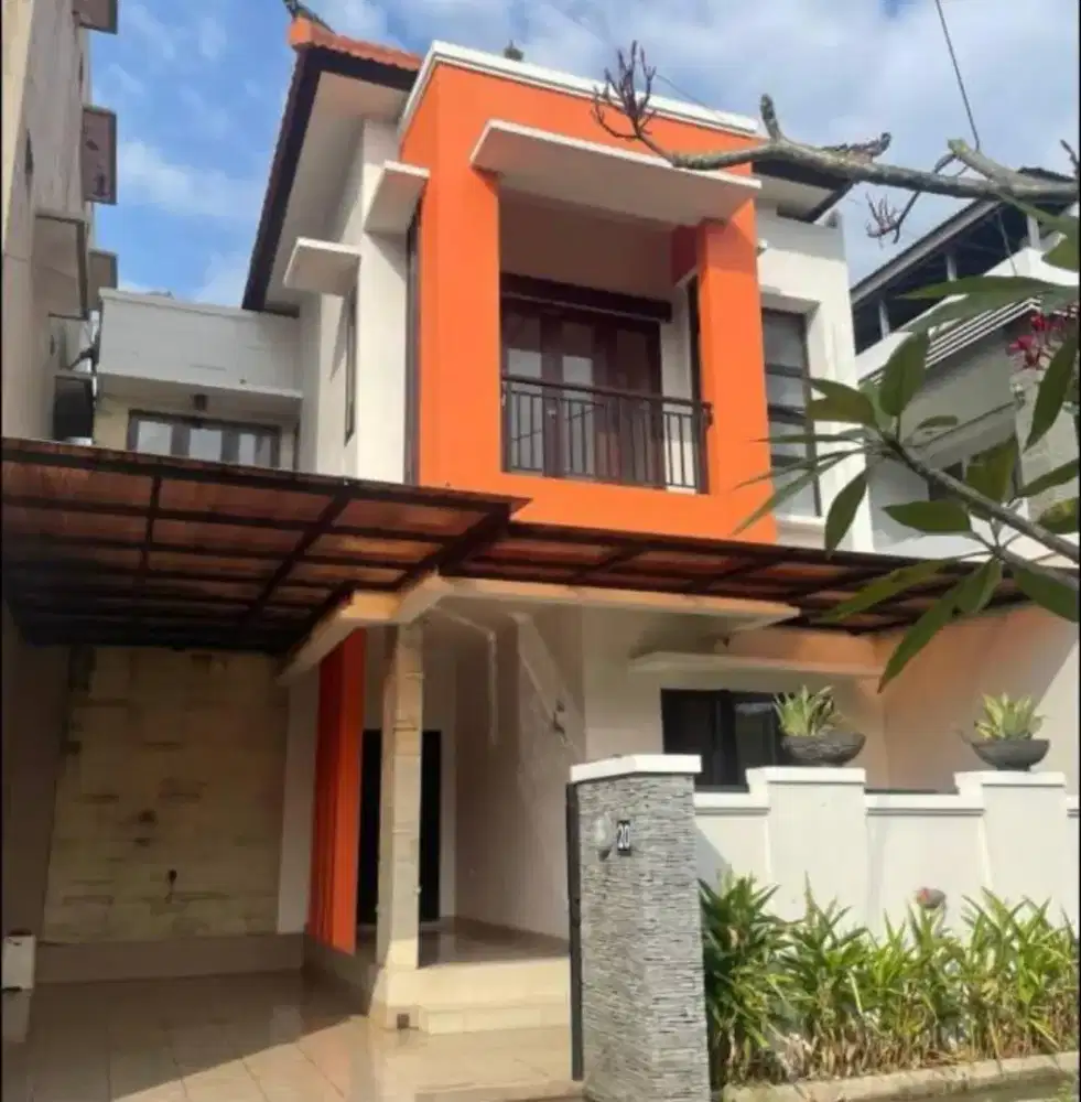 For sale rumah strategis 2lt tk badung renon jl6mtr