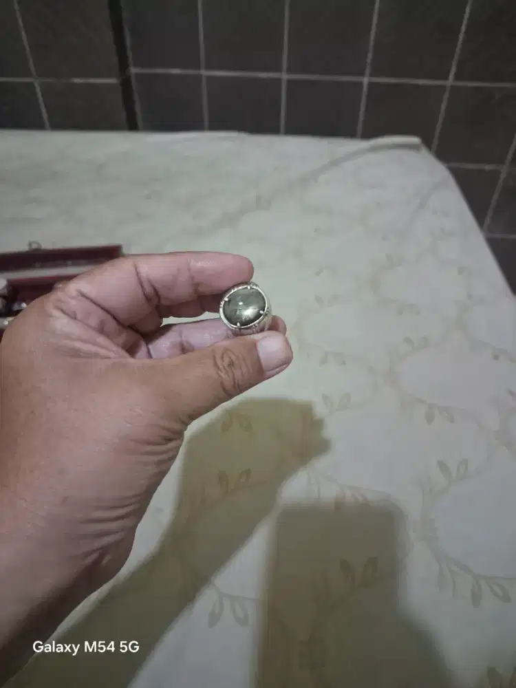 Natural star black safir perak.