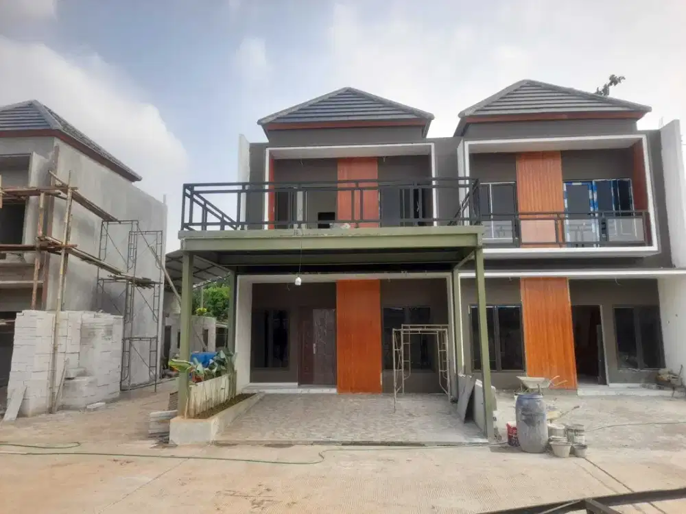 Rumah strategis dekat tol jatiwarna