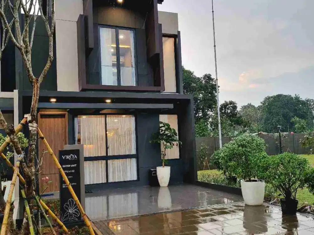 5 mins to Sekolah Santa Ursula & Pasar Modern BSD City! Rumah Vireya Sinarmasland