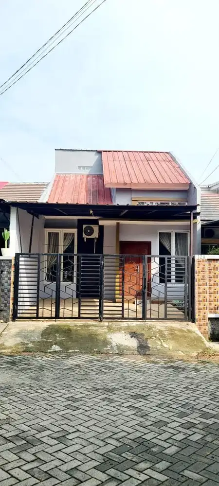 RUMAH DISEWAKAN GDC CLUSTER ANGGREK 2