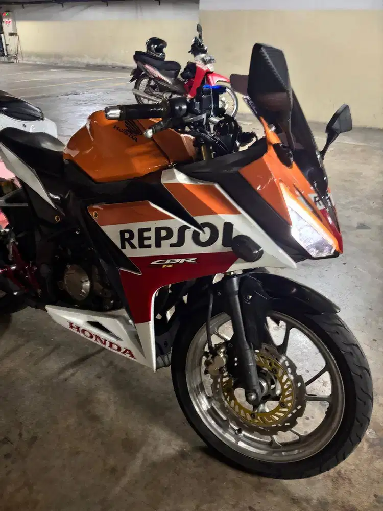 CBR 150 R REPSOL