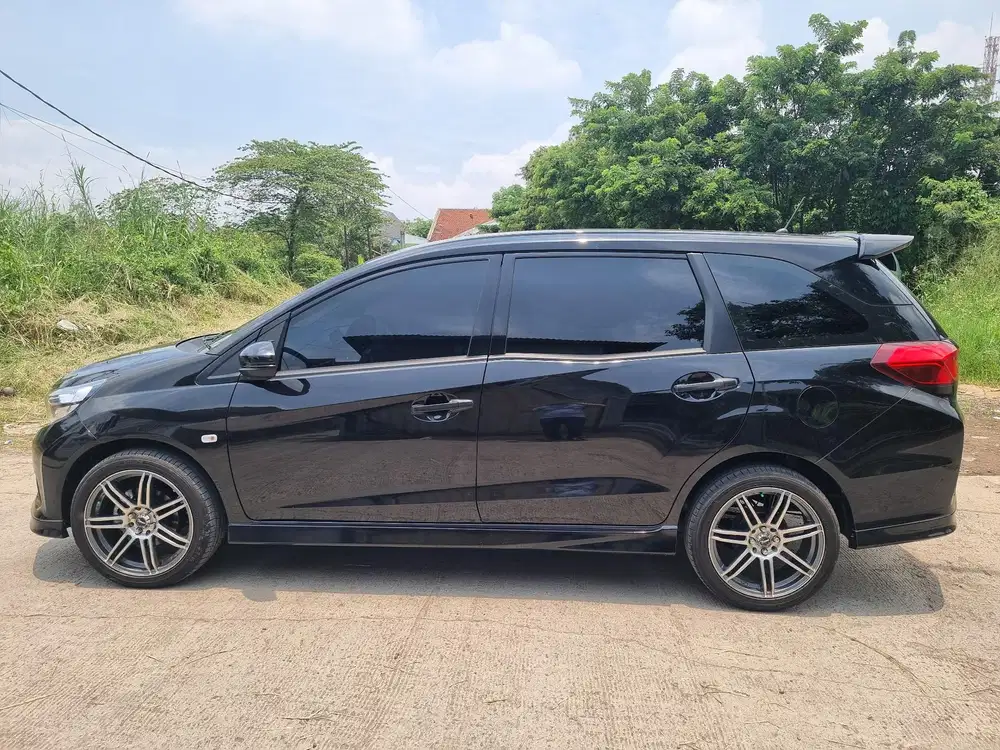 Honda Mobilio 2023 Bensin