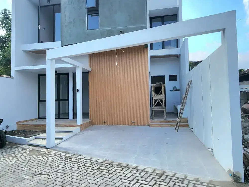 RUMAH 2 LANTAI DALAM CLUSTER ONE GATE SYSTEM