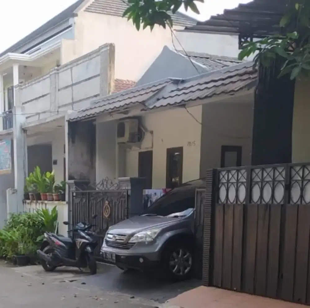 Dijual Rumah Strategis di Villa Mutiara Cinere, Depok