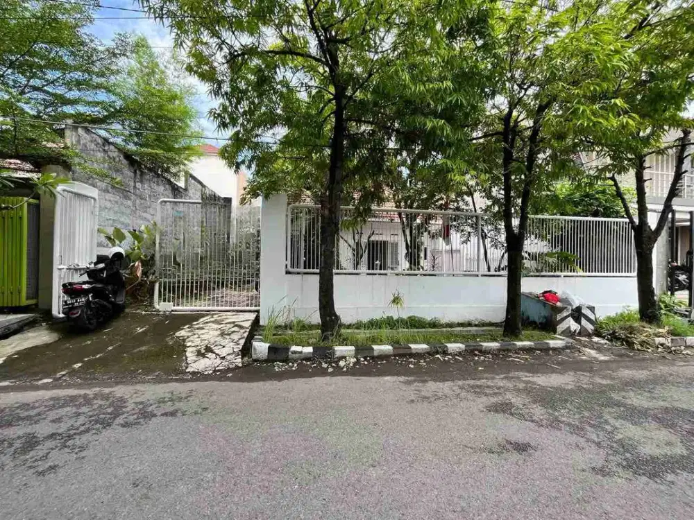 Disewakan Bangunan ex guest house jl Kampar dekat Sutos, Ciwo