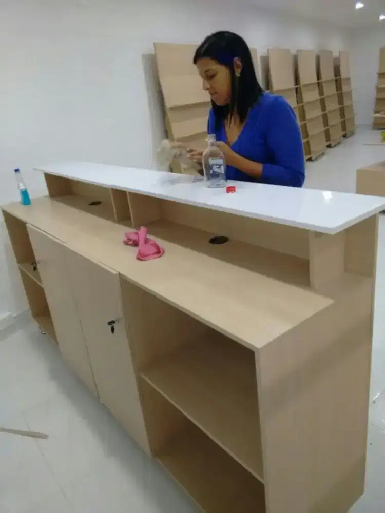 Meja Resepsionis , Meja Kerja , Meja Rapat , Both Display ,  Lemari