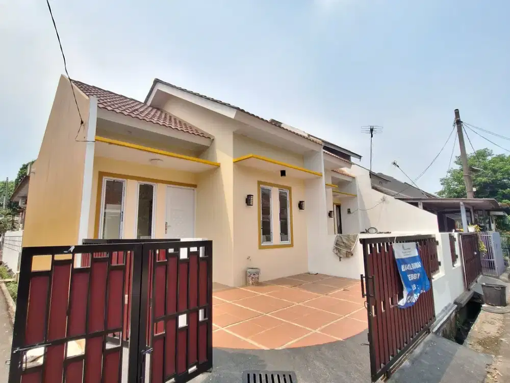 DIJUAL RUMAH SIAP HUNI DAN MURAH DI PERUMAHAN DUKUH ZAMRUD BEKASI