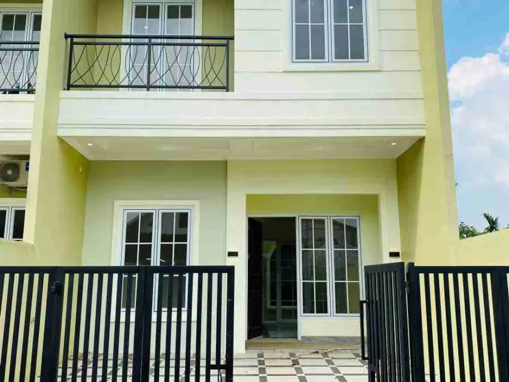 Rumah 2 lantai Ready Stok Lokasi Nempel Puri insani GDC depok