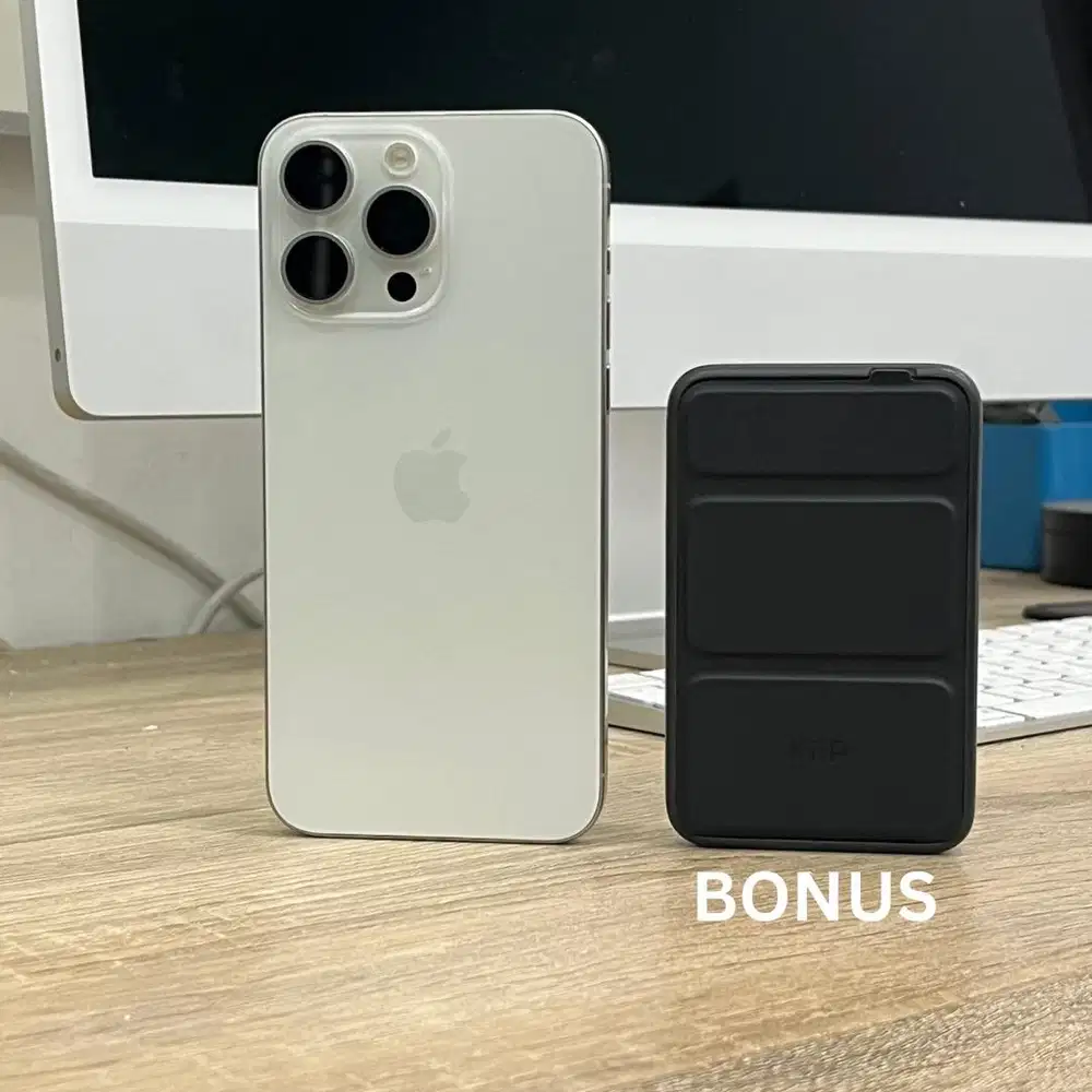 iPhone 15 Pro Max 256GB White Eks iBox Garansi Resmi. Mulus - BH 86%