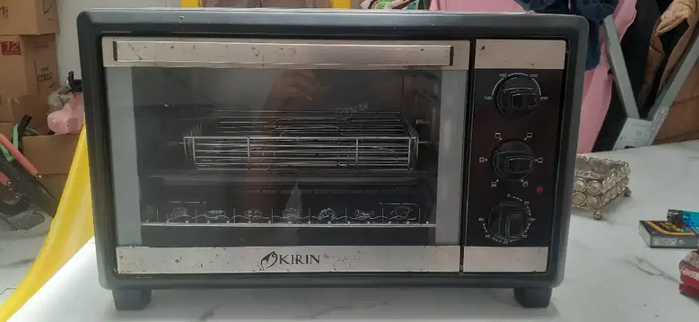 Oven listrik KIRIN type KBO-200 RA