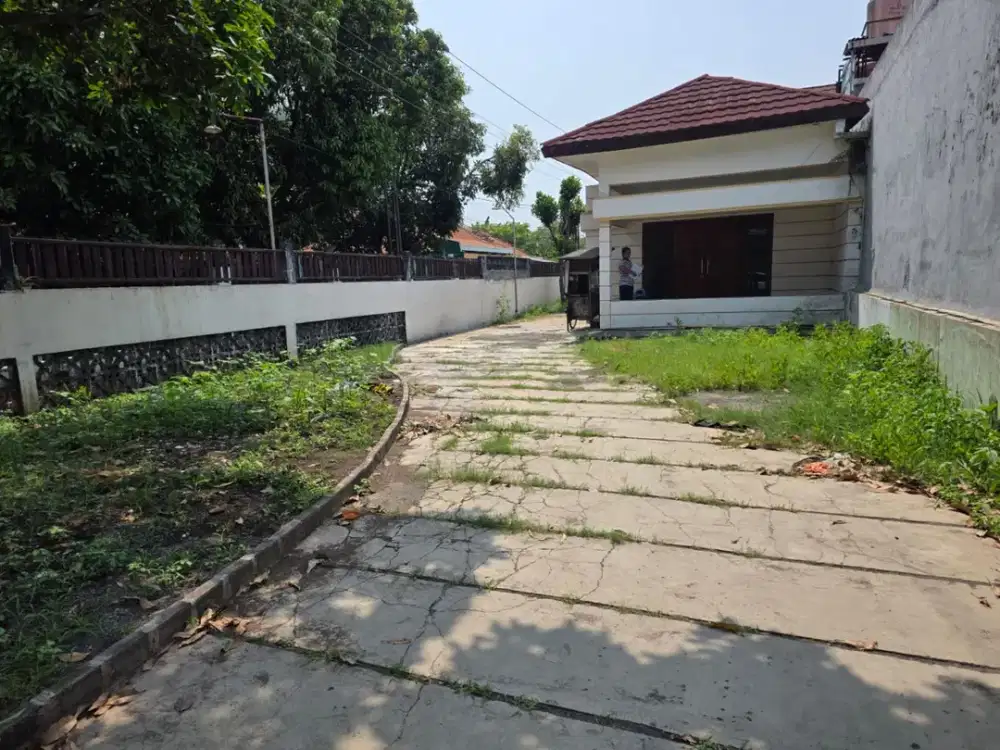 Dijual Rumah Hook Bebas Banjir Di Kauman Barat Semarang