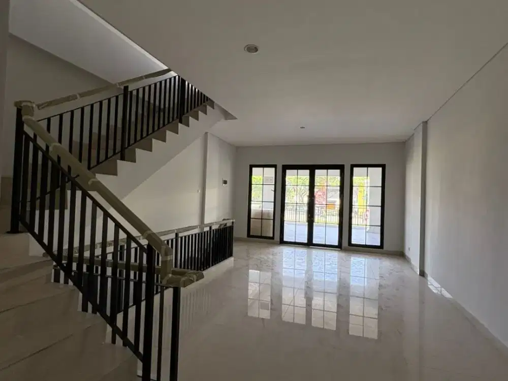 Dijual Ruko 3 lantai di Jalan Utama Kiaracondong