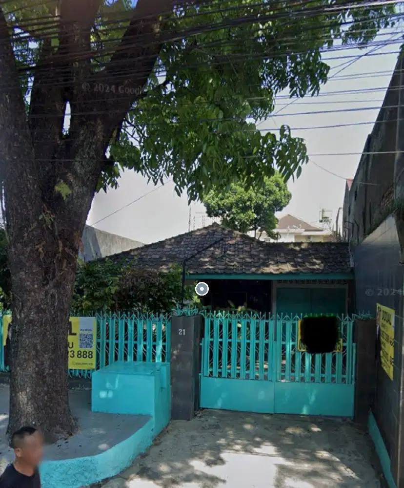 Jual rumah lokasi strategis, tengah kota, harga hitung tanah saja, BU