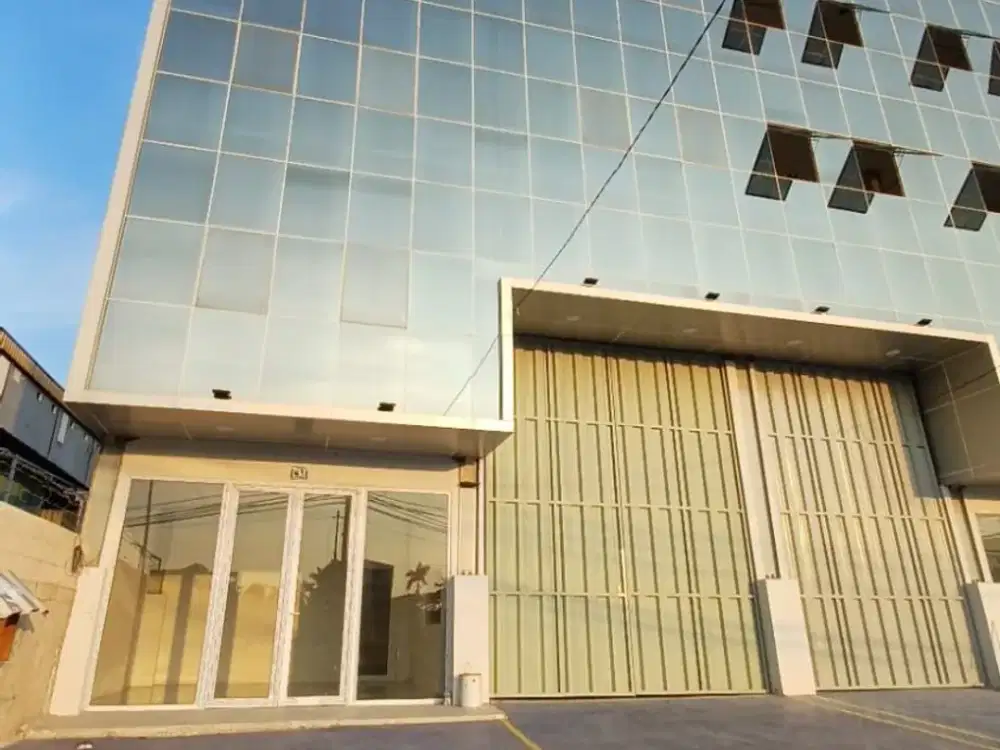 Disewakan Gudang Blok FE Ruko Alicante