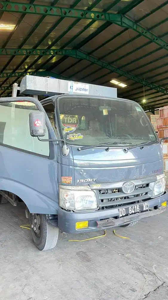 Dijual toyota dyna 130 6 roda