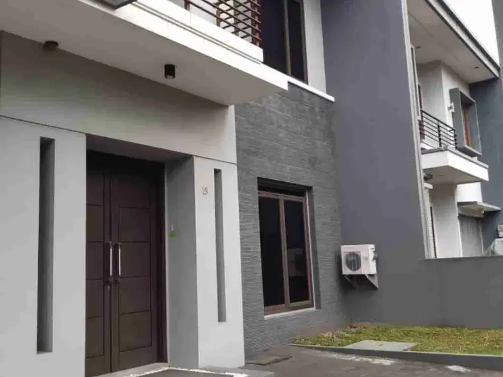 jual Rumah Singgasana Pradana cluster Favorite