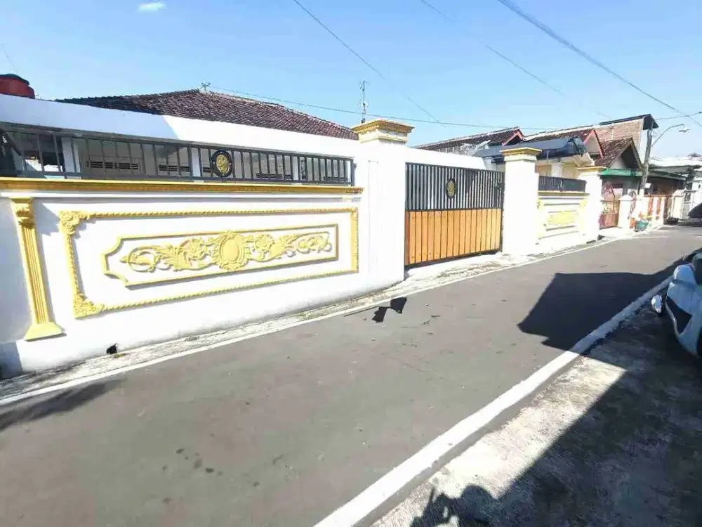 rumah luas 340m harga ambyar dekat Polsek Jaten Karanganyar