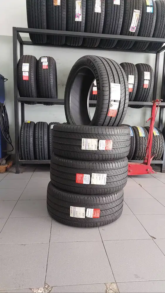 PROMO! Michelin Primacy 4,245/40/18.Mercy, BMW, Audi, Accord,Civic dll