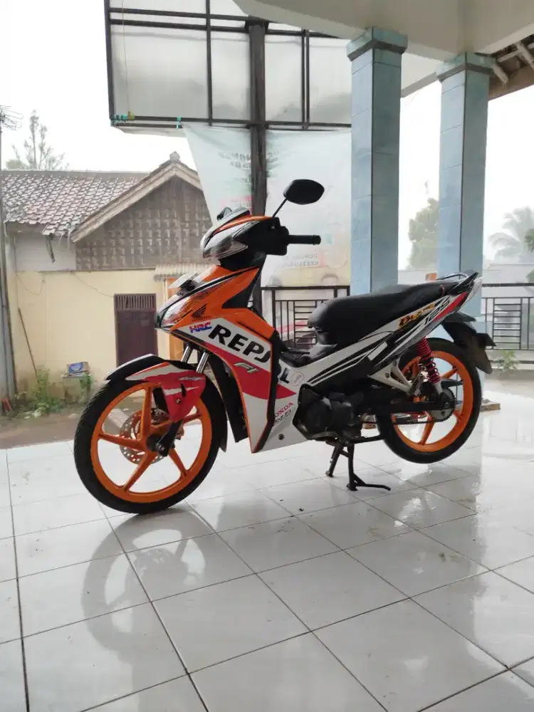 Honda Blade 125 Fi