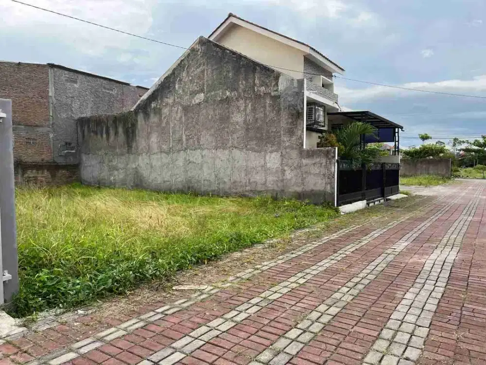 tanah strategis kompleks cluster dekat kantor KPU sumber solo