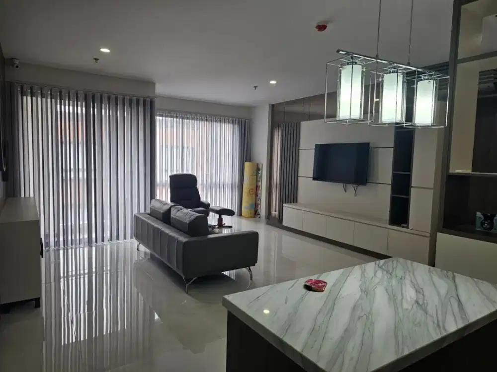 Full Furnish Rapih Siap Pakai apartemen llyod Alam Sutera
