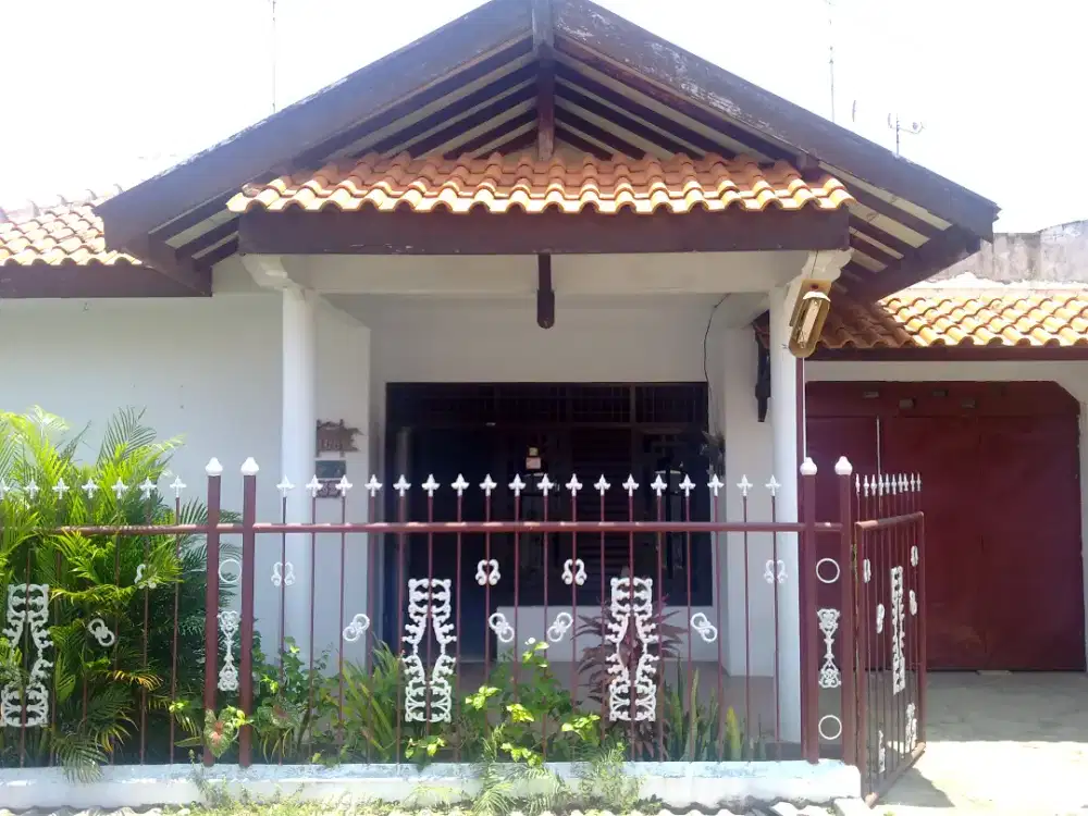 DISEWAKAN Rumah Jl. Elok no 106/52
Binagriya - Pekalongan