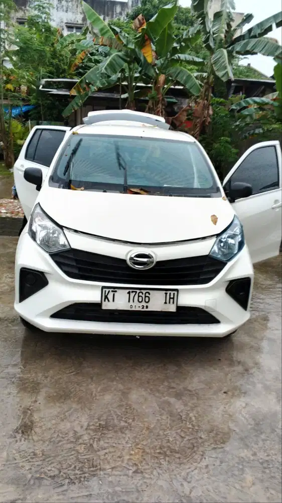 DAIHATSU - SIGRA 1.0 D M/T MC