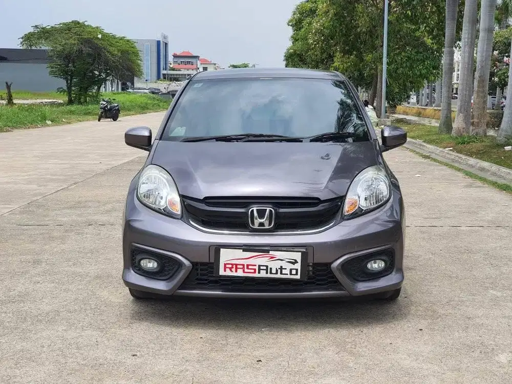 PALING MURAH!! [ TDP 5 jt ]  Honda Brio Satya 1.2 E AT 2018 Old