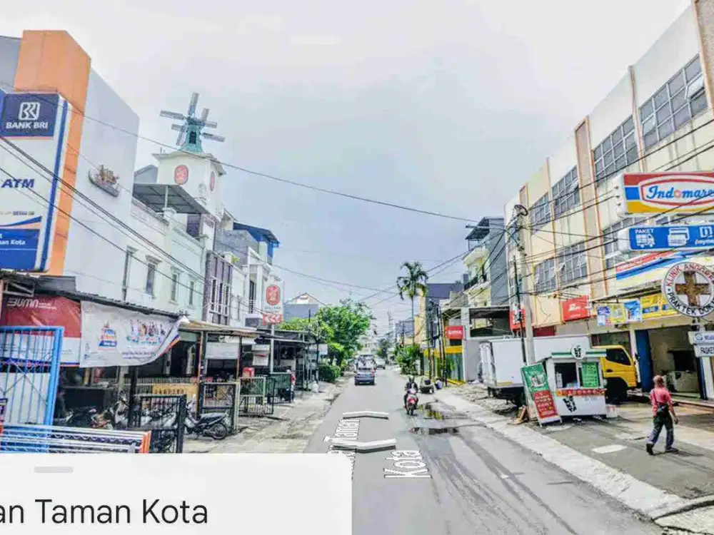 Disewakan Ruko Bagus Strategis Di Taman Kota, Kembangan, Jakarta Barat