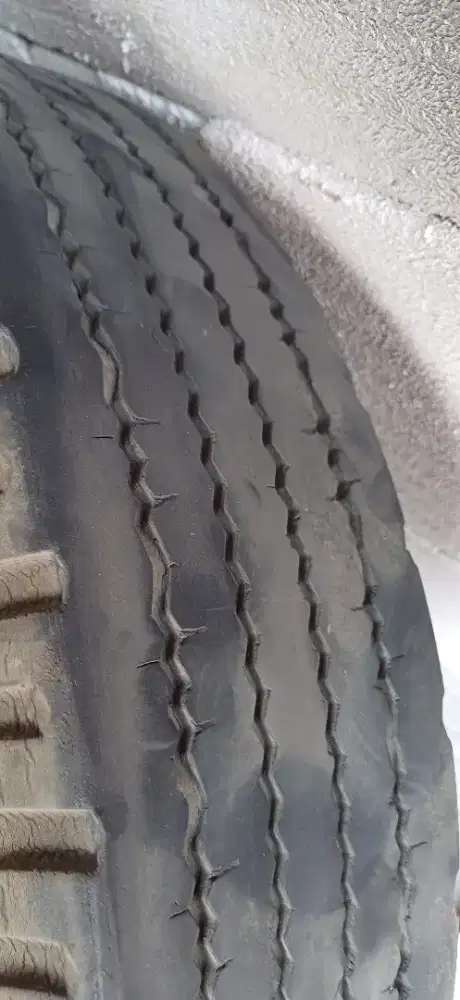 Ban luar mobil pickip GT 550 R13