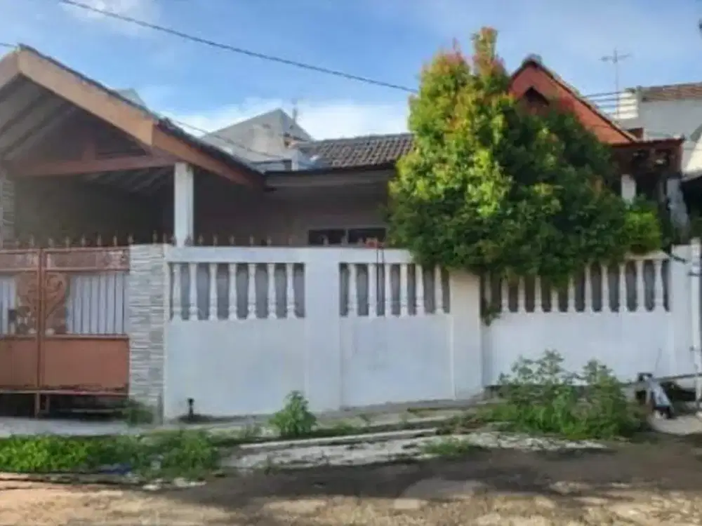 Dijual Cepat Rumah Bahan Berlokasi Strategis di Perumahan Tytyan Indah Bekasi