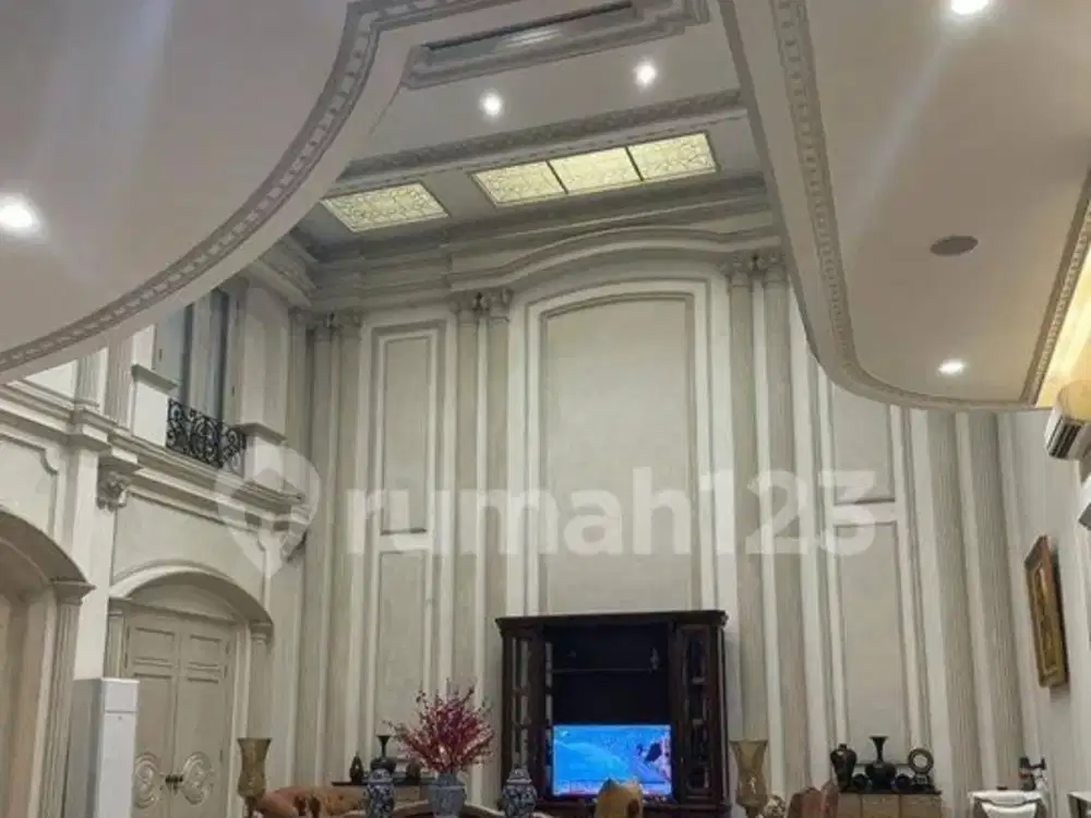 Dijual Rumah Mewah Mediterania Resort Pik