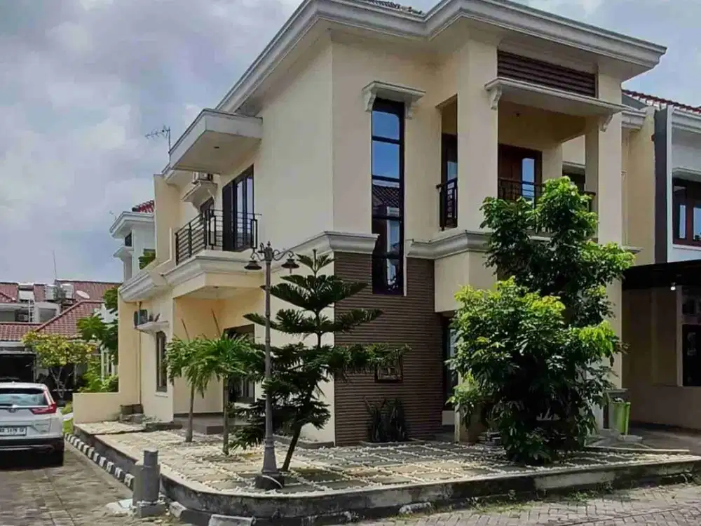 rumah mewah furnish di jakal km 9 dekat ugm dan al azhar