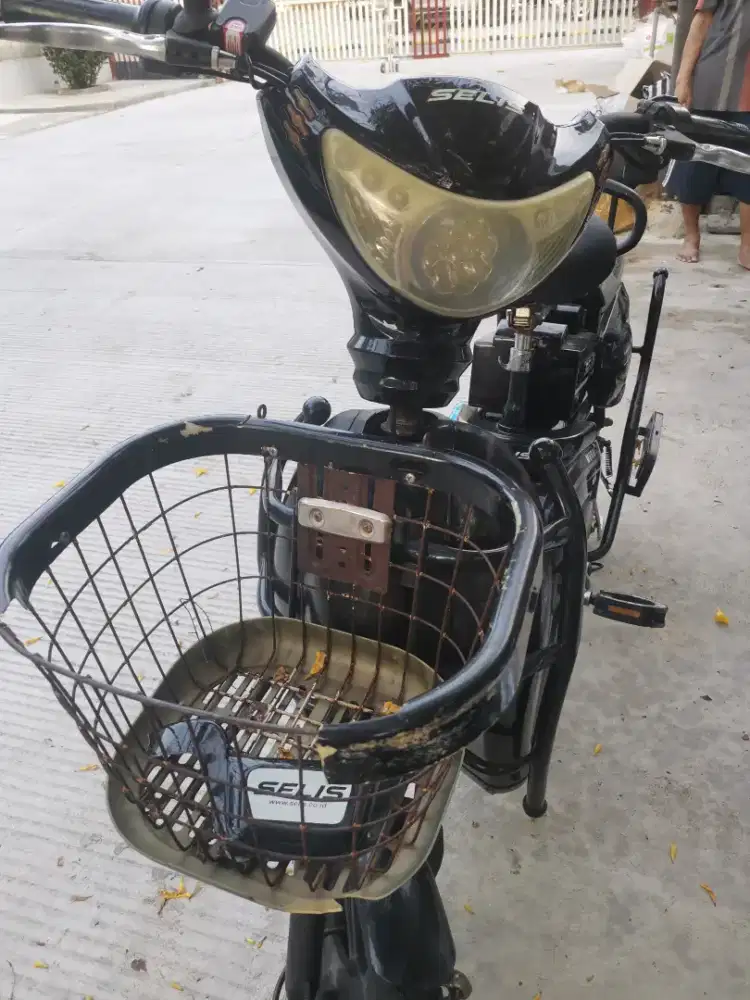 Dijual cepat sepeda listrik tahun 2023